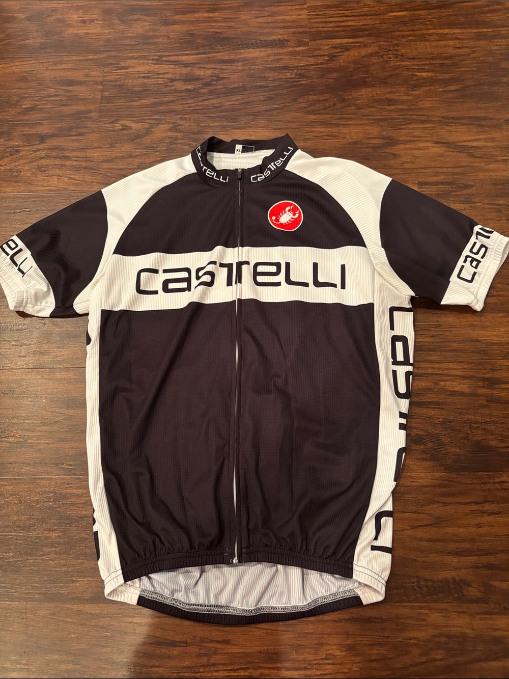 Castelli Men’s Black and White Short Sleeve Cycling Jersey